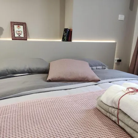 Boutique Rooms By Petric Winery Dobravlje Buitenkant foto