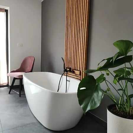 Boutique Rooms By Petric Winery Dobravlje Buitenkant foto