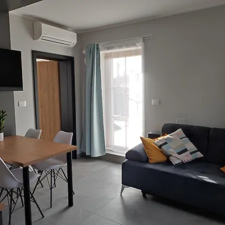 Boutique Rooms By Petric Winery Dobravlje Buitenkant foto