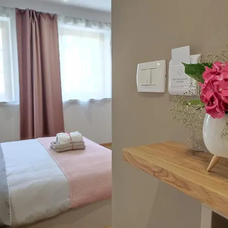 Boutique Rooms By Petric Winery Dobravlje Buitenkant foto