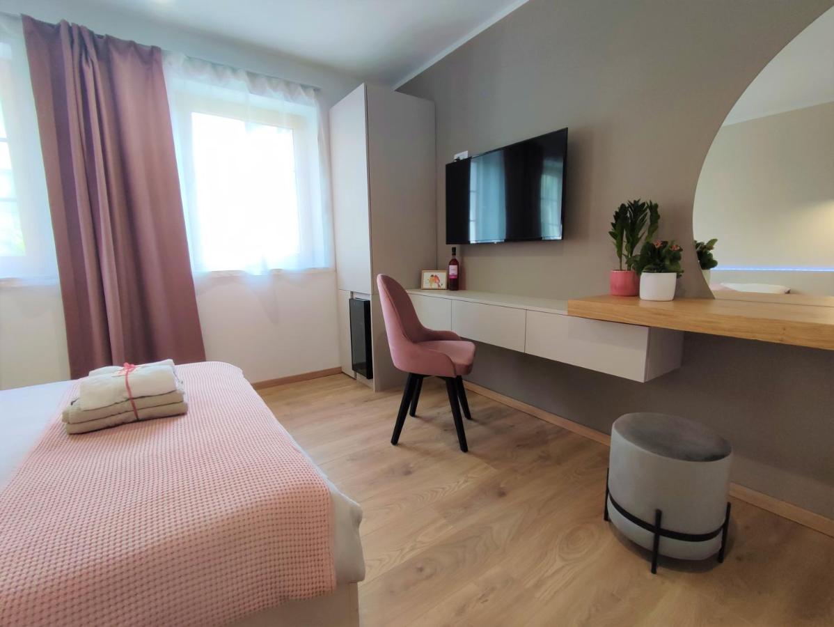 Boutique By Petric Winery Farm stay Dobravlje