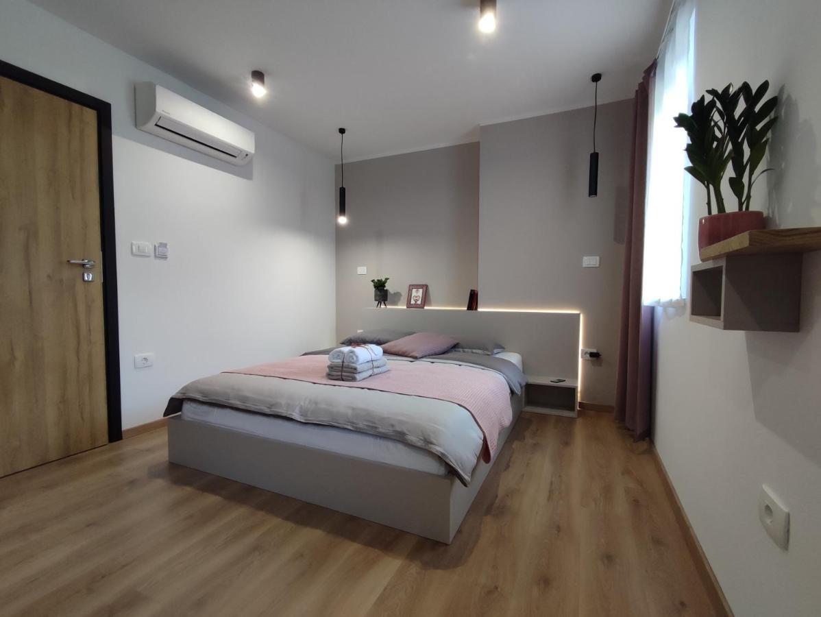 Boutique By Petric Winery Farm stay *